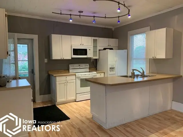 408 E Front Street, Wayland, IA 52654 - Image #2