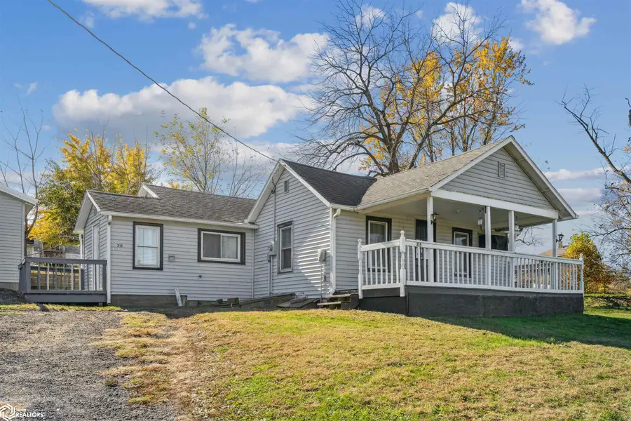 215 Brady Street, Brooklyn, IA 52211 - Image #3