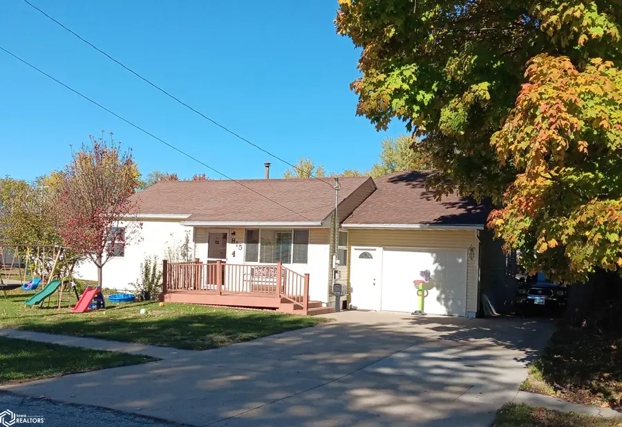 815 W Williams Street, Ottumwa, IA 52501 - Image #2