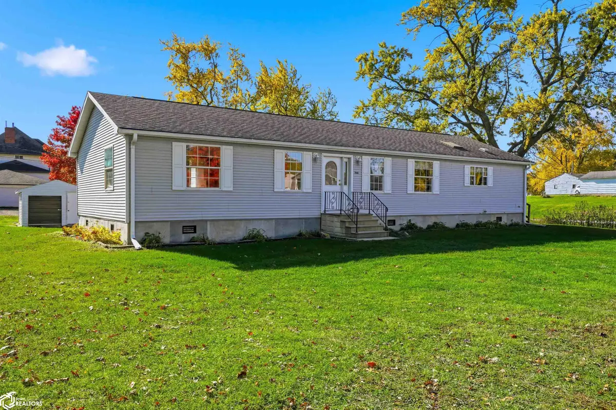 702 E Liberty Street, Montezuma, IA 50171 - Image #1