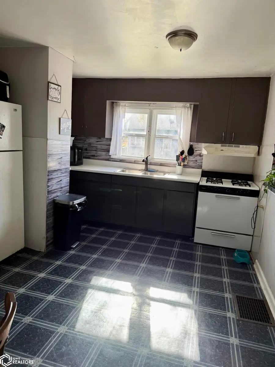 1255 S Milner Street, Ottumwa, IA 52501 - Image #3