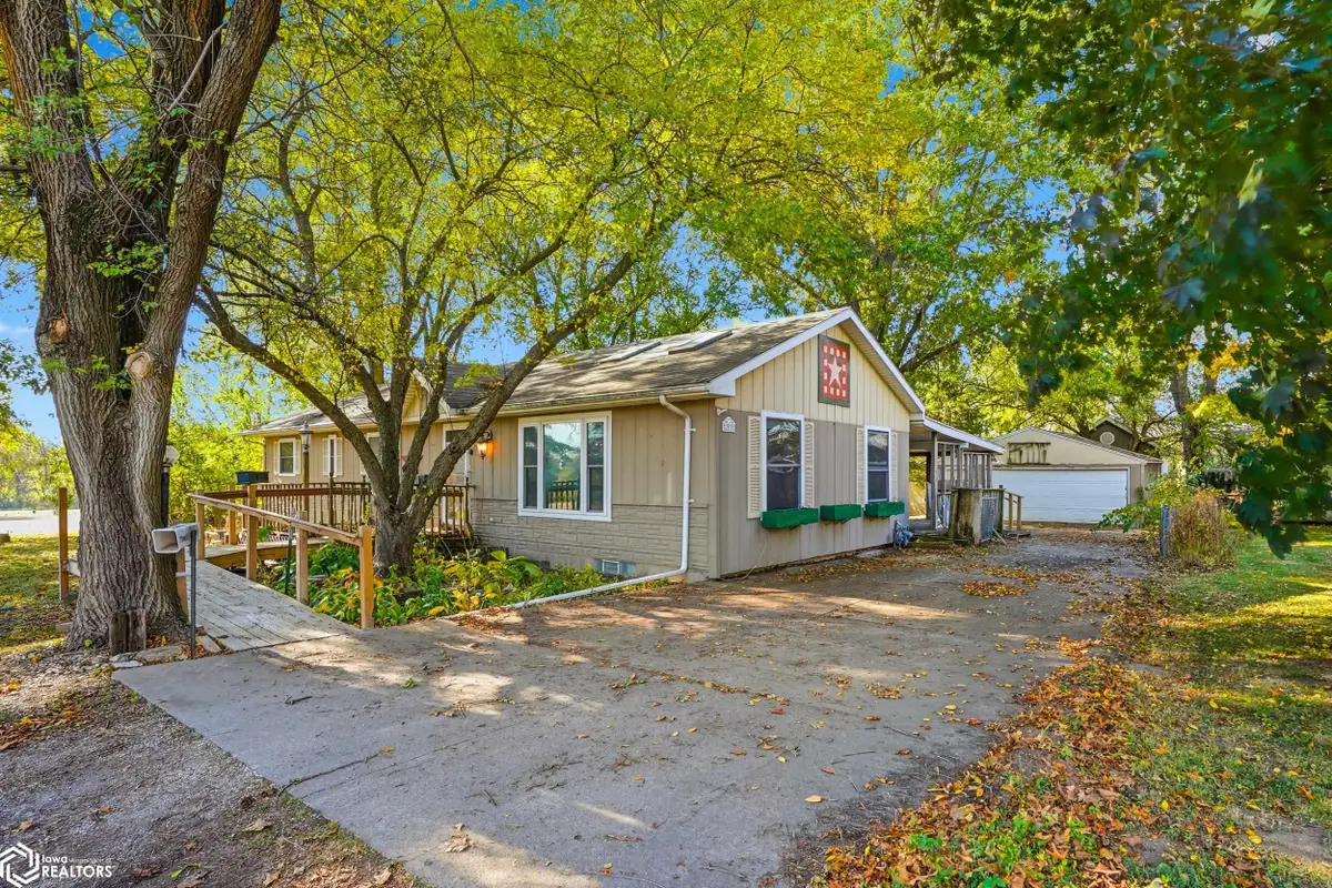 209 Shady Lane, West Burlington, IA 52655 - Image #1