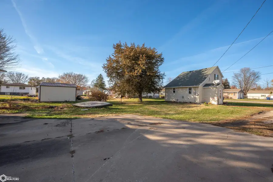 606 E 11th Street, Vinton, IA 52349 - Image #3
