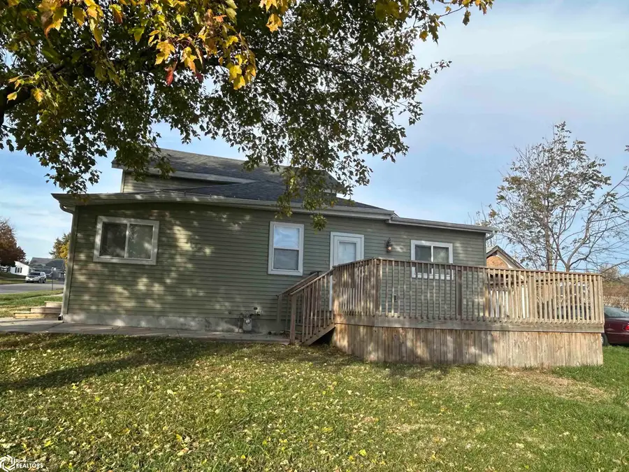 612 E Linn Street, Marshalltown, IA 50158 - Image #2