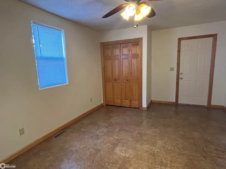612 E Linn Street, Marshalltown, IA 50158 - Image #3