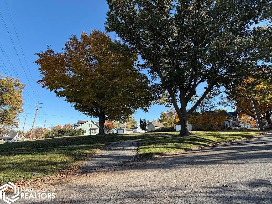 604 Oak Street, Atlantic, IA 50022 - #1