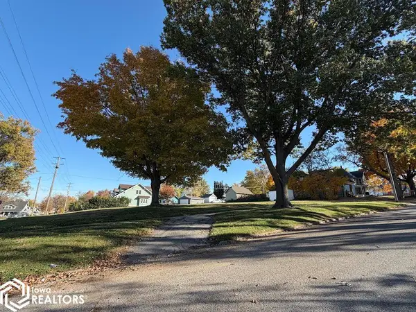 604 Oak Street, Atlantic, IA 50022