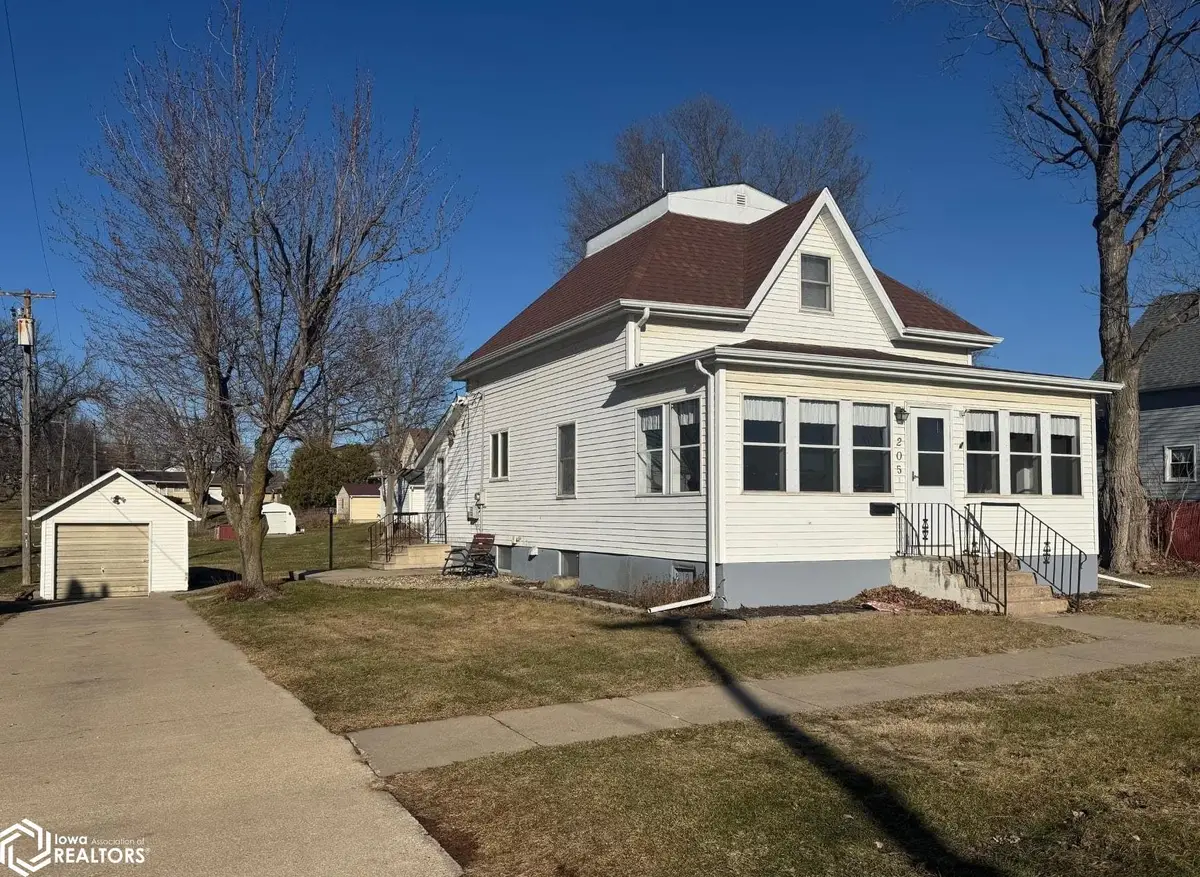 205 E Grace Street, Toledo, IA 52342 - Image #1
