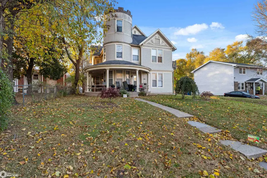 1418 E 9th Street, Des Moines, IA 50316 - Image #2