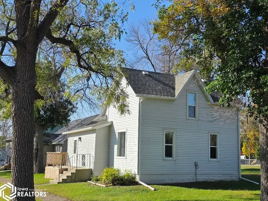 627 2nd St, Meservey, IA 50457 - Image #2