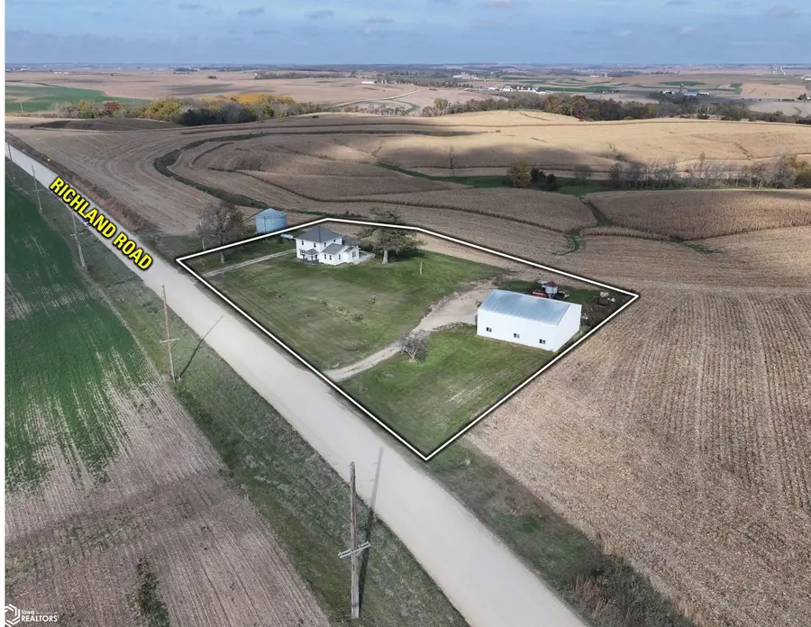 9162 Richland Road, Cascade, IA 52033 - Image #3