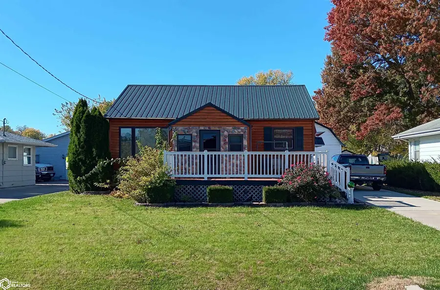 421 Minneopa Avenue, Ottumwa, IA 52501 - Image #2