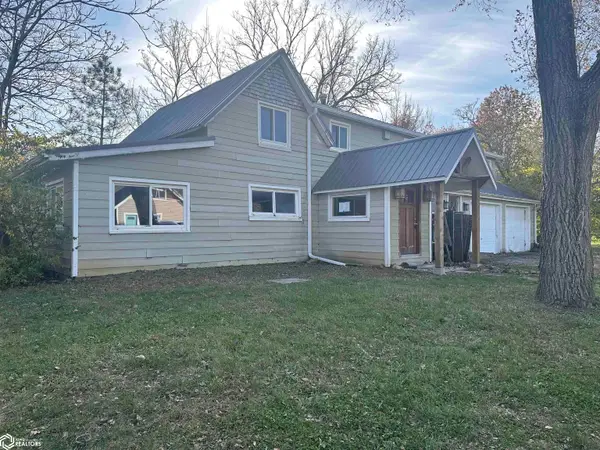 416 S Elm Street, Lamoni, IA 50140