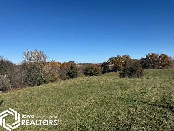 _____ 537th Street, Russell, IA 50238