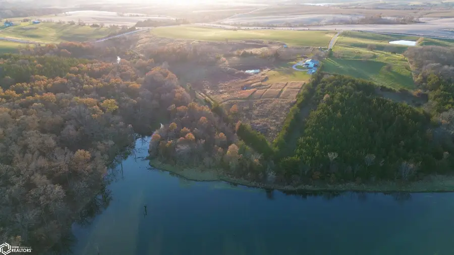 18756 Lakeview Rd Road, Leon, IA 50144 - Image #2