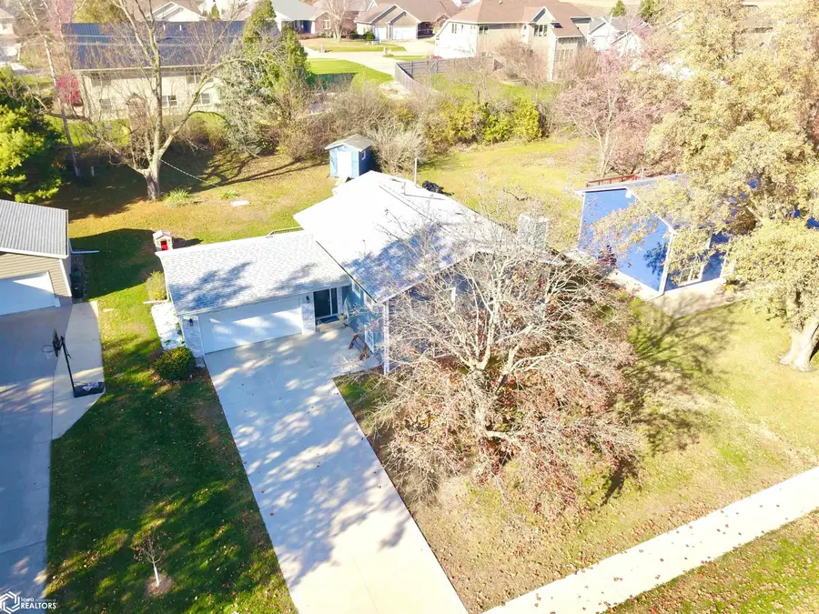 1921 Spencer Street, Grinnell, IA 50112 - Image #2