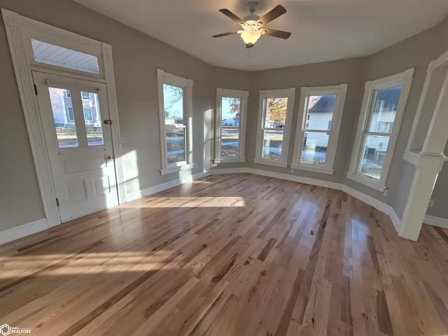 710 Clay Street, Brooklyn, IA 52211 - Image #2