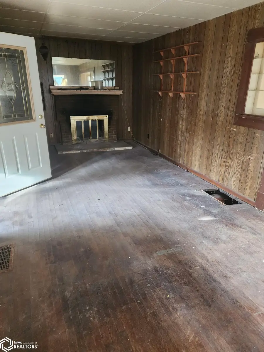 3633 Bowdoin, Des Moines, IA 50313 - Image #2