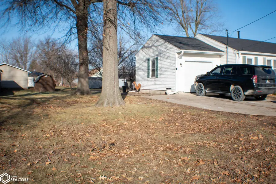 211 Elmdale, Ottumwa, IA 52501 - Image #2