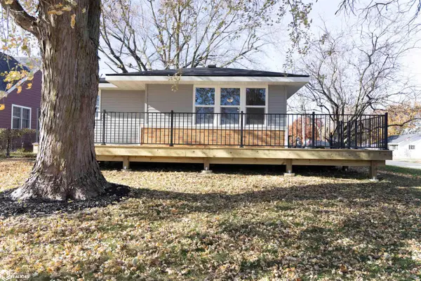 202 8th Avenue, Sully, IA 50251