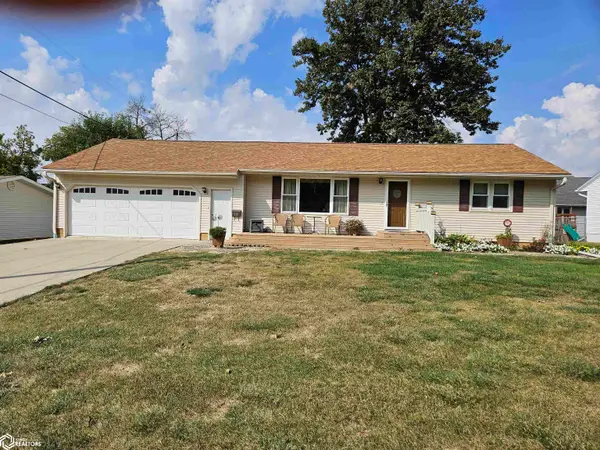 310 11th St N, Humboldt, IA 50548