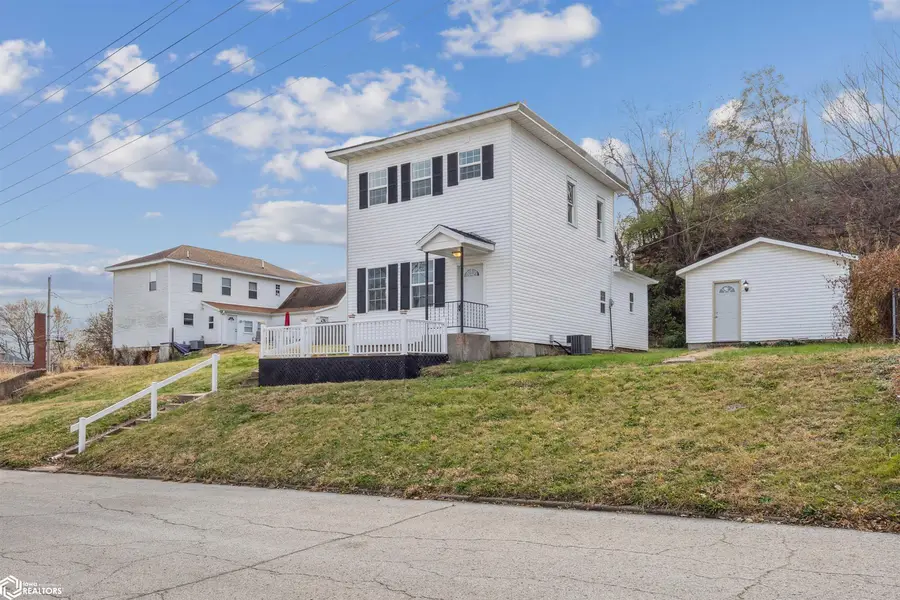 713 Market Street, Burlington, IA 52601 - Image #2