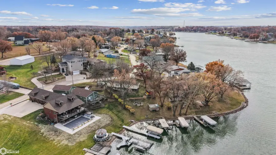 276 Center Point Drive, Montezuma, IA 50171 - Image #2