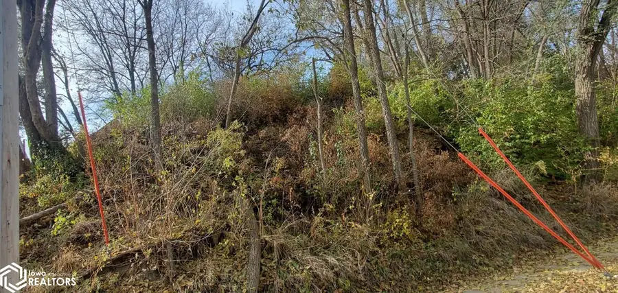 2211 Rebecca Street, Sioux City, IA 51103 - Image #2