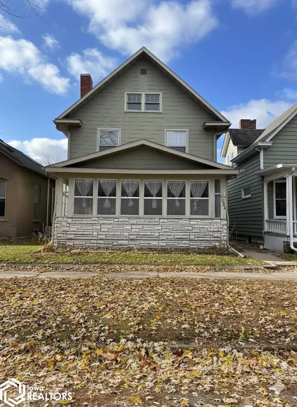 1024 Avenue F, Fort Madison, IA 52627