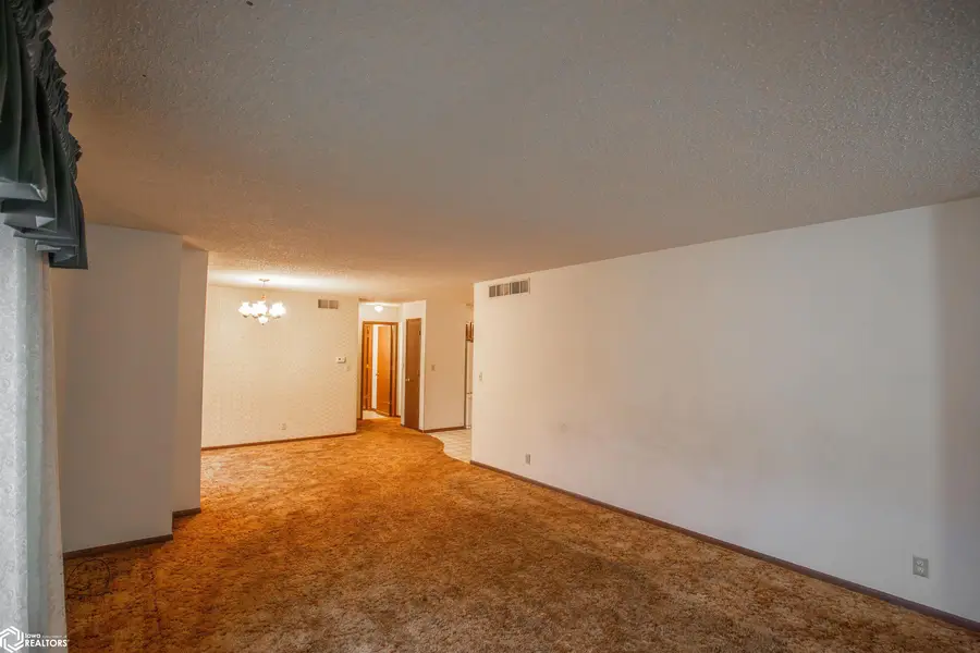 931 E Oak Street, Algona, IA 50511 - Image #3