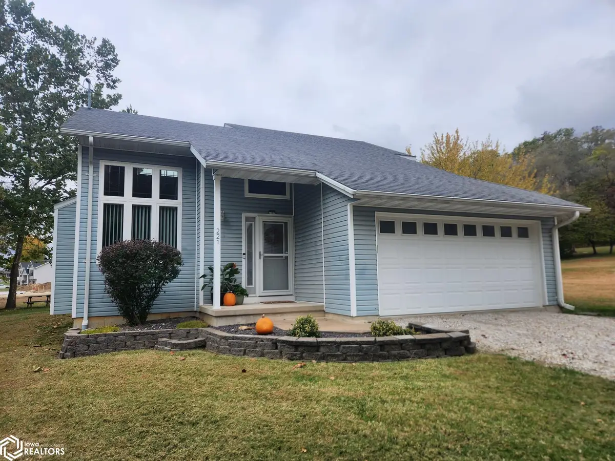 221 Vica Lane, Fort Madison, IA 52627 - Image #1