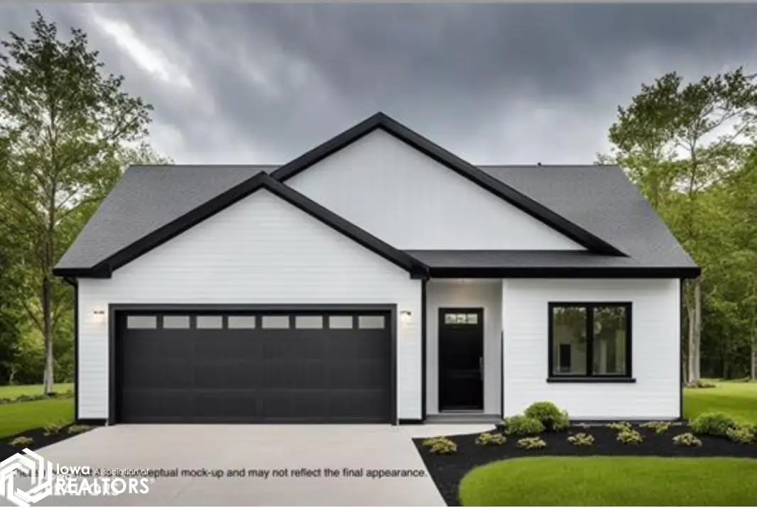 120 Dover Circle, New London, IA 52645 - Image #1