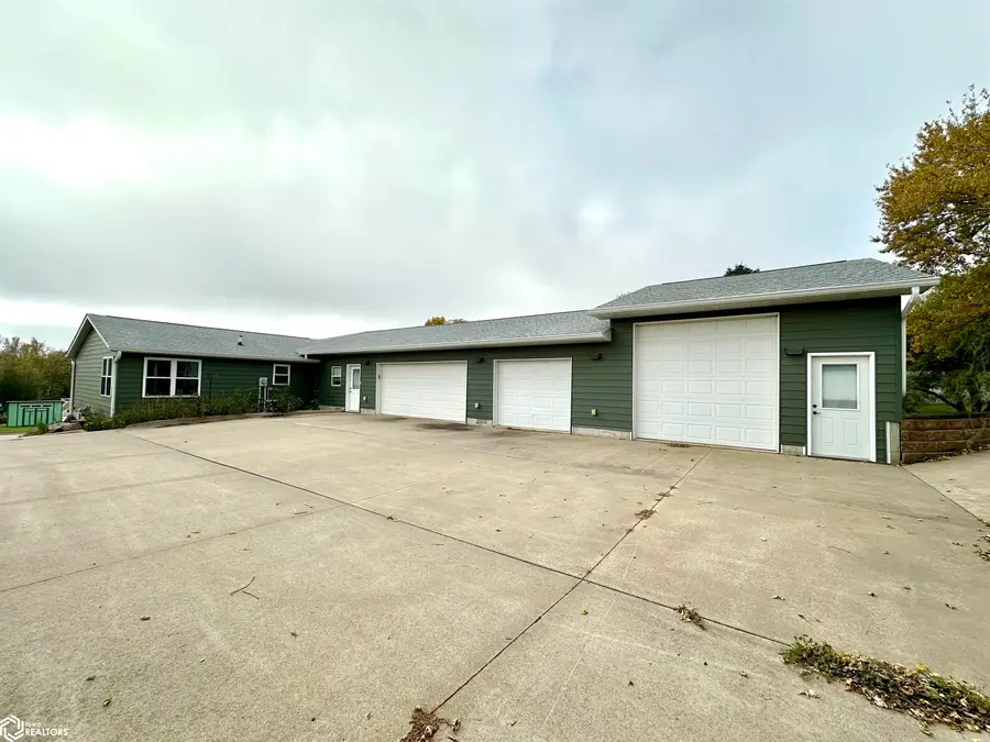 515 Marvin Avenue, Grinnell, IA 50112 - Image #2
