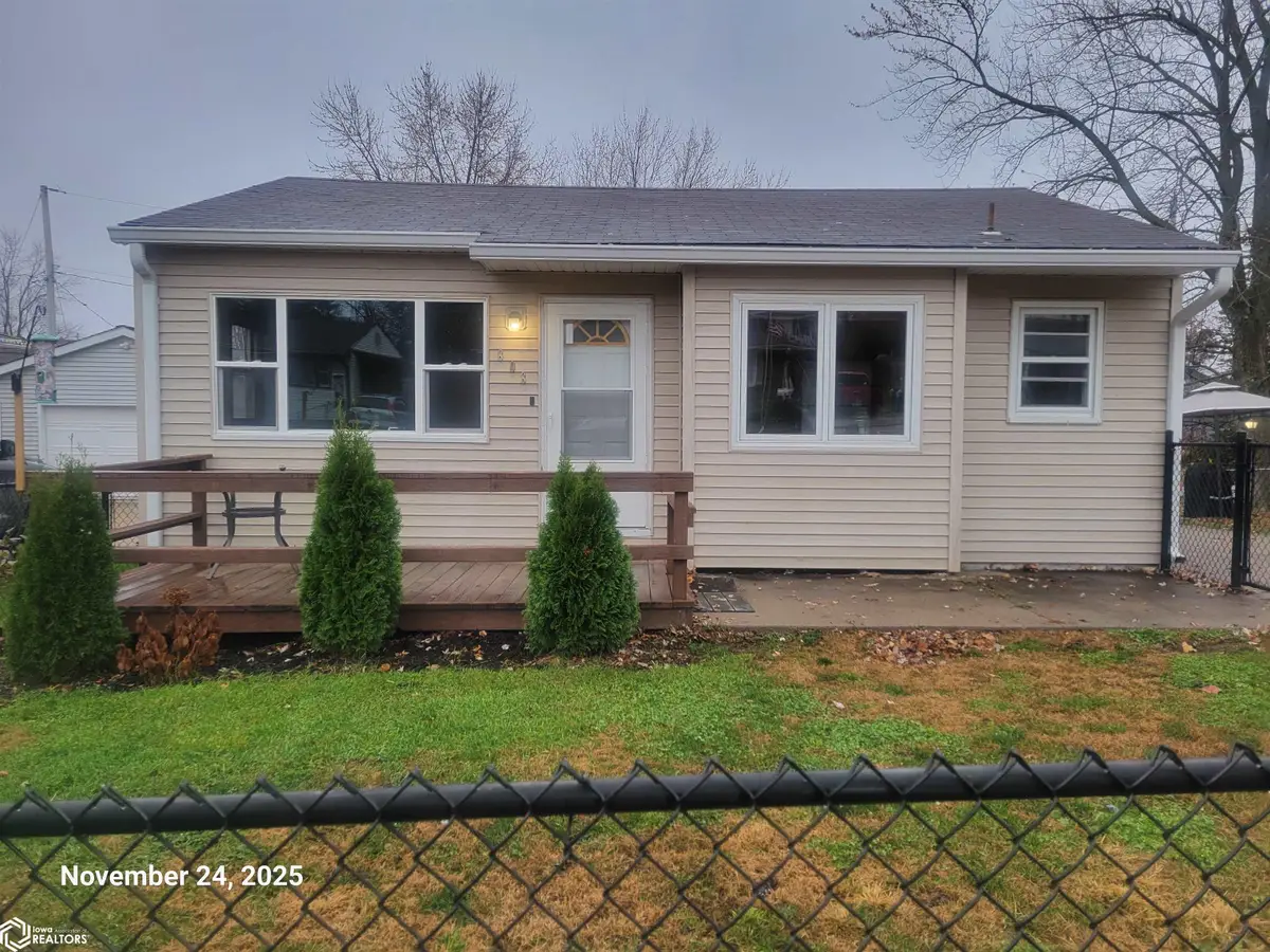 808 E Woodland Avenue, Ottumwa, IA 52501 - #1