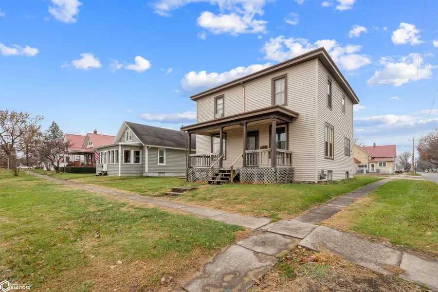 401 Swan Street, West Burlington, IA 52655 - Image #2