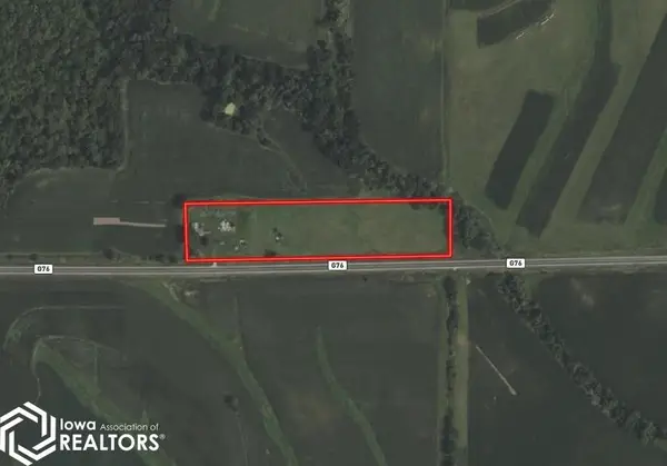 837 G76 Highway, Knoxville, IA 50138