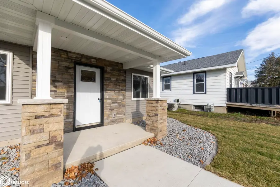 138 25th Street Sw, Mason City, IA 50401 - Image #3