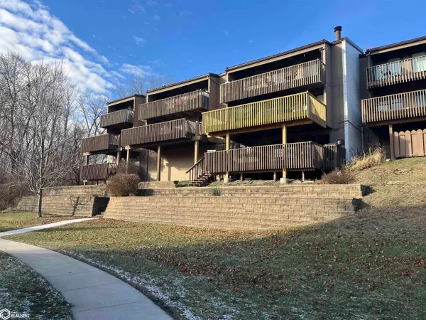 2700 N Shore Drive #G -28, Clear Lake, IA 50428