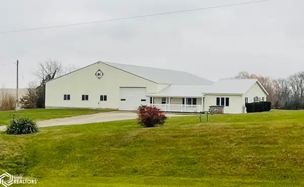 2170 Urbana Avenue, Rose Hill, IA 52586