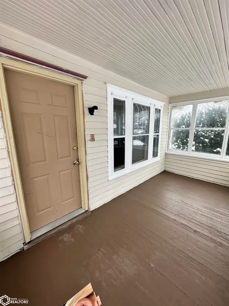 222 W Maple, Ottumwa, IA 52501 - Image #2