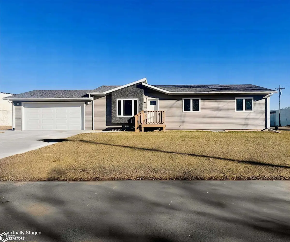 405 10th Street, Nevada, IA 50201 - Image #1