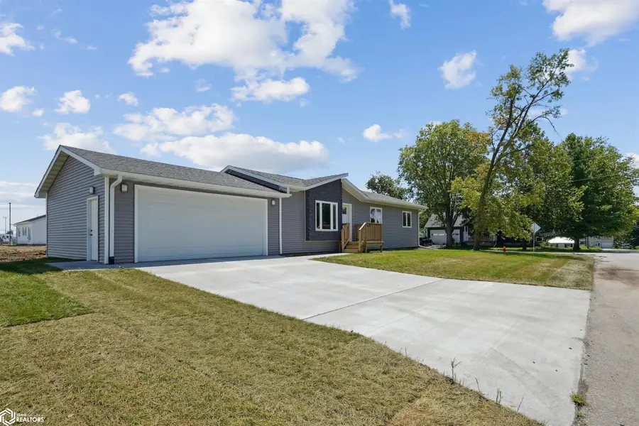 405 10th Street, Nevada, IA 50201 - Image #3