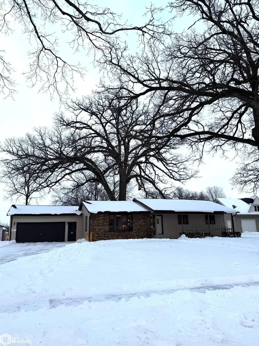 332 N Thorington Street, Algona, IA 50511 - Image #2