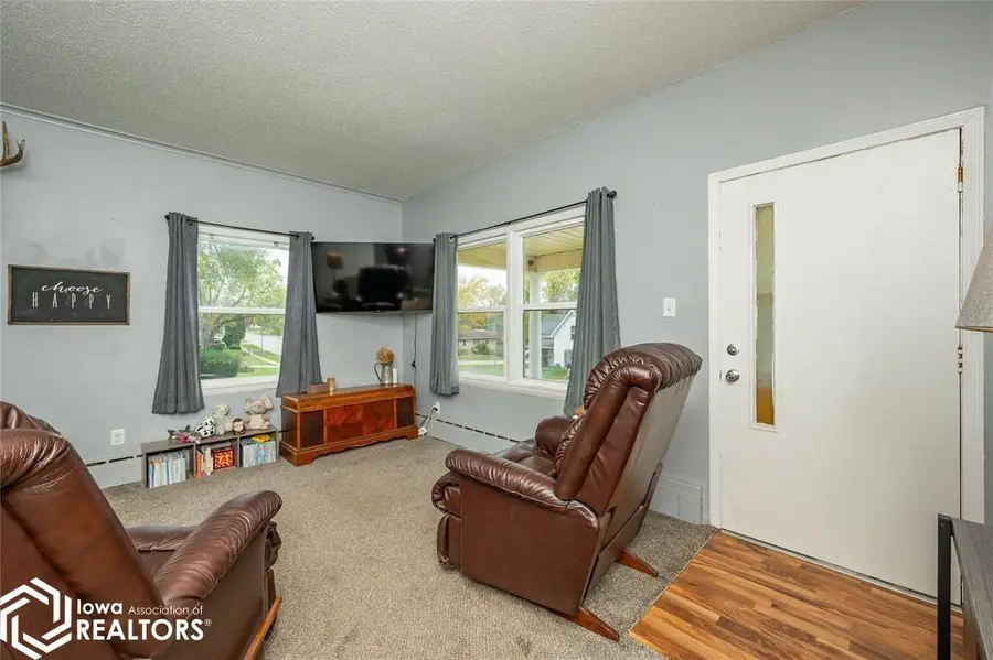 330 N 1st Street, Carlisle, IA 50047 - Image #2