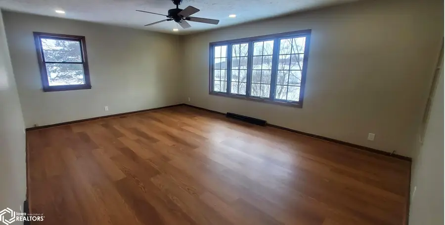 102 S 27th Street, Denison, IA 51442 - Image #2