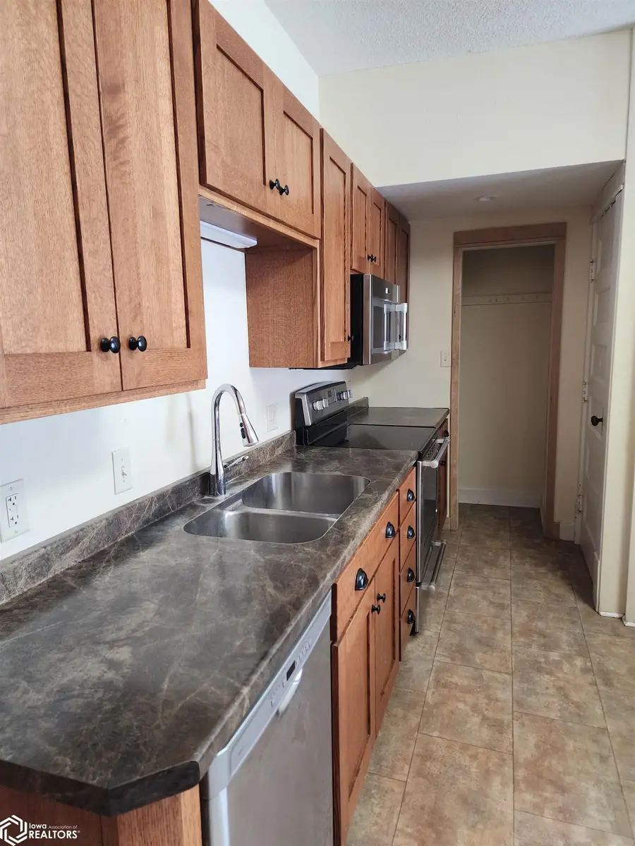 321 S Moore, Algona, IA 50511 - Image #3