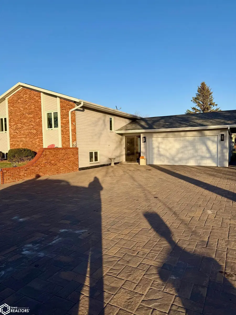 1513 2nd Street Sw, Clarion, IA 50525 - Image #3