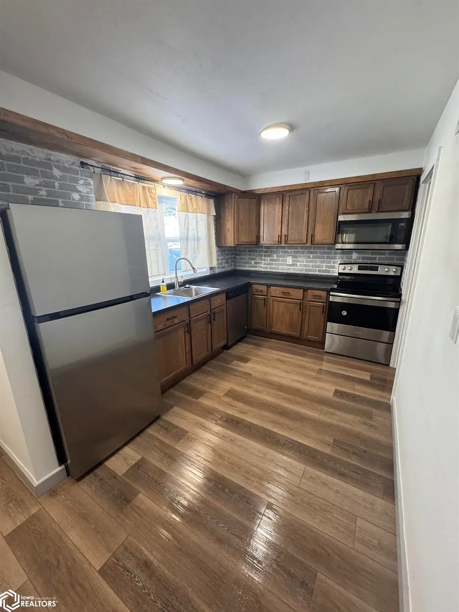 504 E Market Street, New Sharon, IA 50207 - Image #3