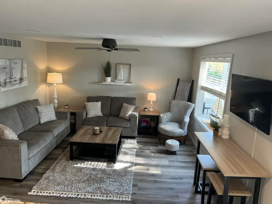 15274 Pascal Street, Clear Lake, IA 50428 - Image #2