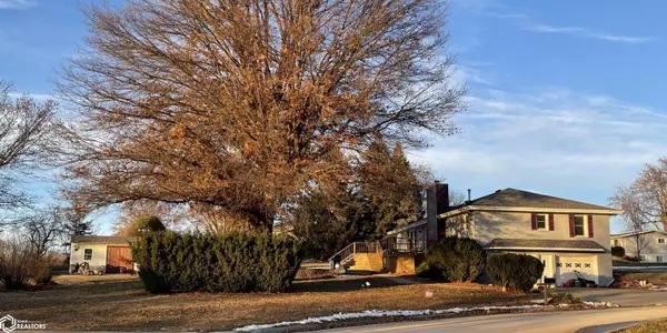 801 Sunset Drive, Corning, IA 50841